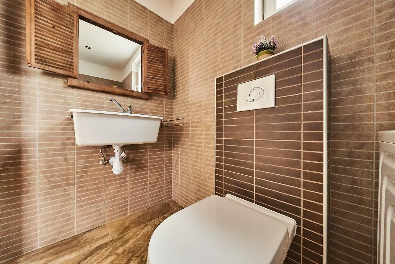 Apartment Sandro Vilanija